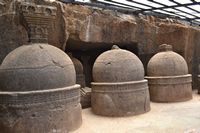 tn_ManyStupas-Bhaja Caves.JPG